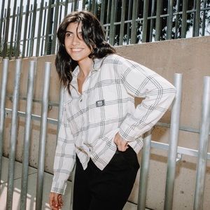 NWOT Vans Women’s Plaid Button Up Shirt/Jacket